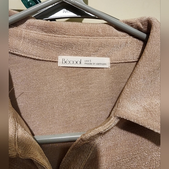 Button top - Picture 2 of 2